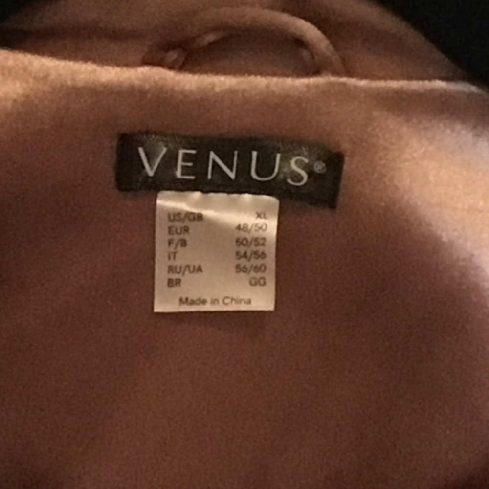 Women’s Venus brand, size xl, rose gold, velvet moto jacket. - Picture 4 of 6